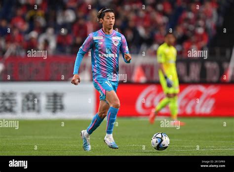 サガン 対 浦和：サッカーと文化の交差点